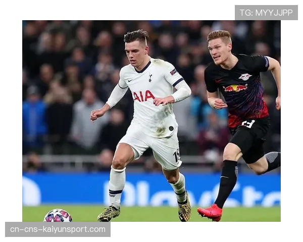 战术复盘：拜仁慕尼黑如何通过边中结合战术击穿门兴的密集防守